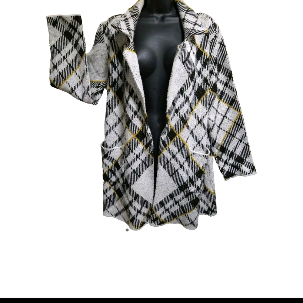 Love Ever After Sweater Knit Cardigan Black White Yellow Open Pockets Plaid XL